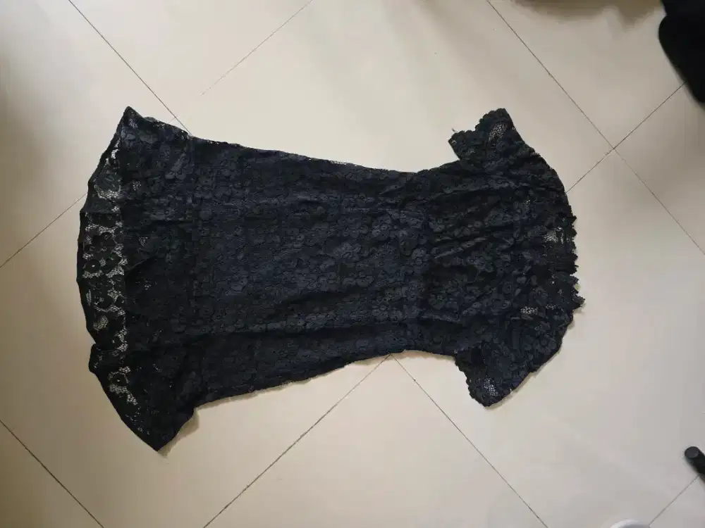 Dress pesta Cantik