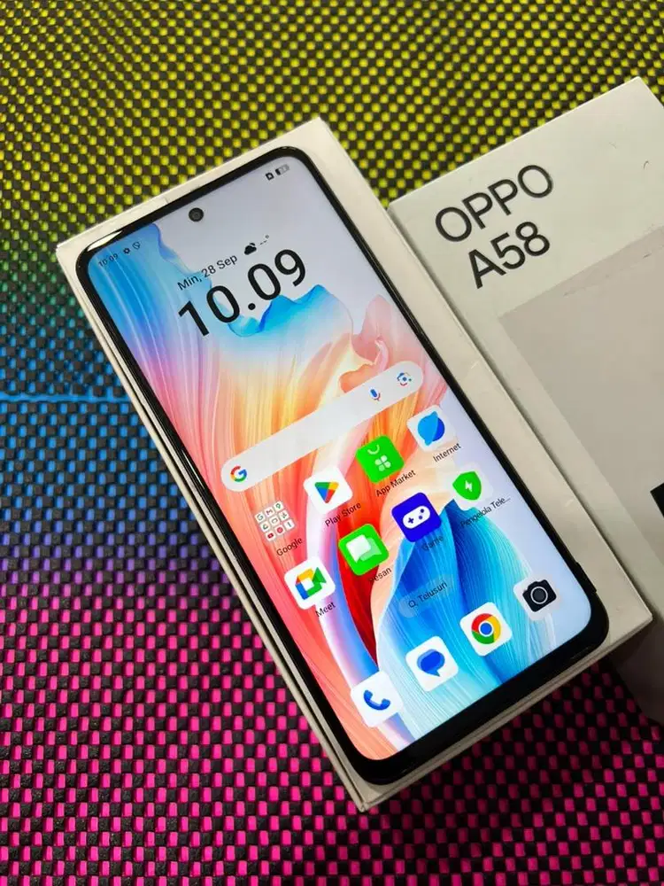OPPO A58 6/128 – Stylish, Baterai Awet, Harga Bersahabat!