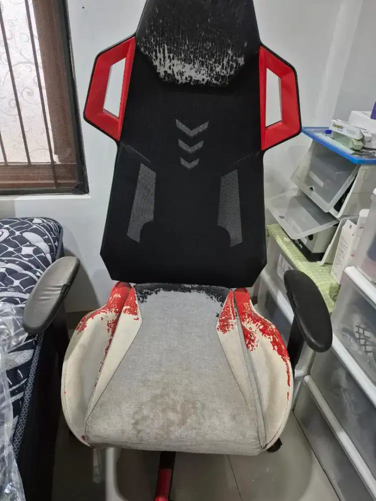 Kursi Gaming Informa Bekas