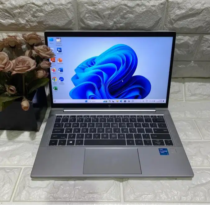 Laptop HP Elitebook 830 G8 Intel Core i7/i5 RAM 16GB