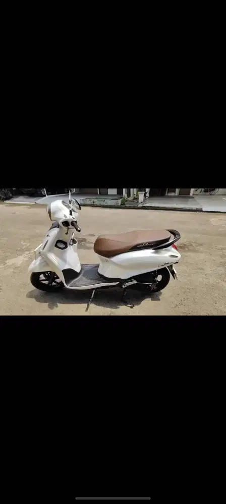 Yamaha Grand Filano LUX 2023 akhir (desember)