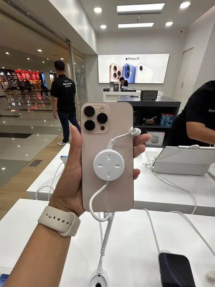 Promo iphone 16 pro max 256gb bunga 0% gratis 2x cicilan