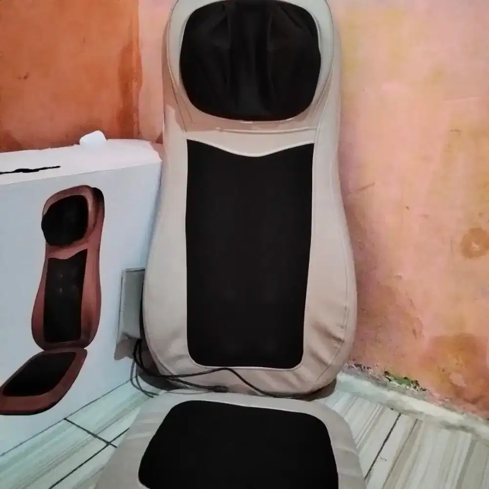 Kursi pijat elektrik pemakaian sangat terawat