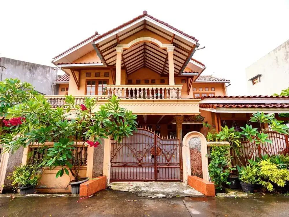 Rumah Strategis 8 Menit ke RS Primaya Kelapa Gading Siap Huni J-18364