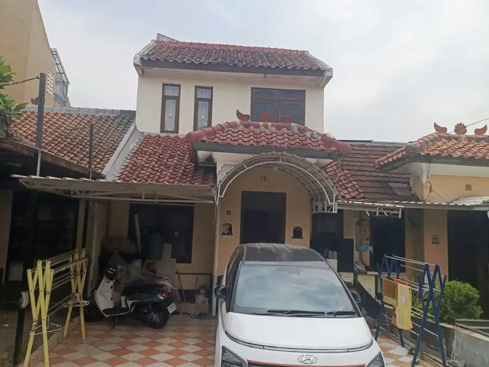 Rumah Strategis 10 menit ke Gerbang Tol Karawaci 2 Dibantu KPR J-36891