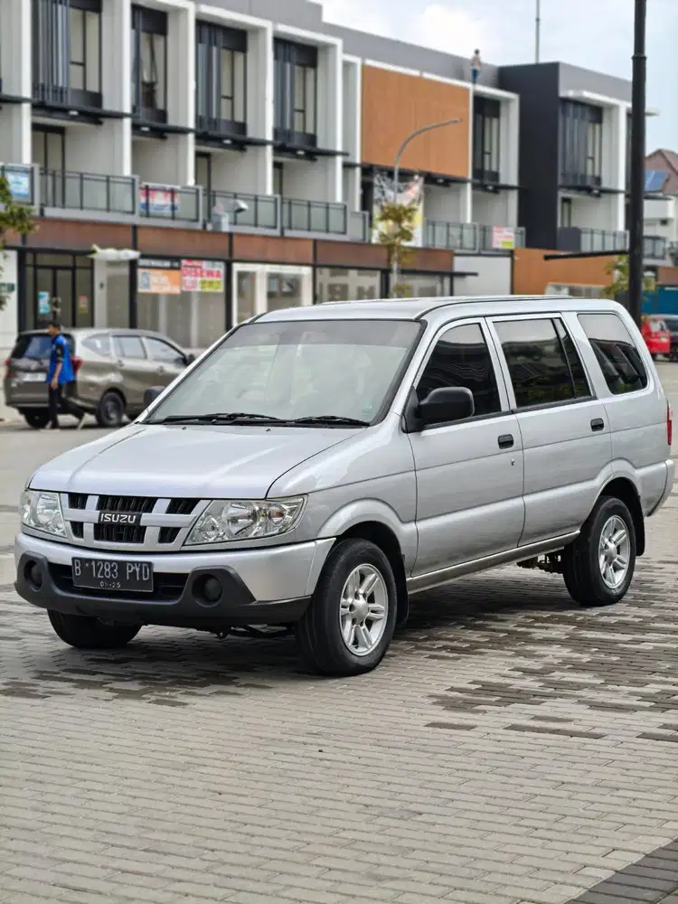 (Pajak Panjang) Isuzu Panther 2.5 LM Smart Diesel MT Manual 2015