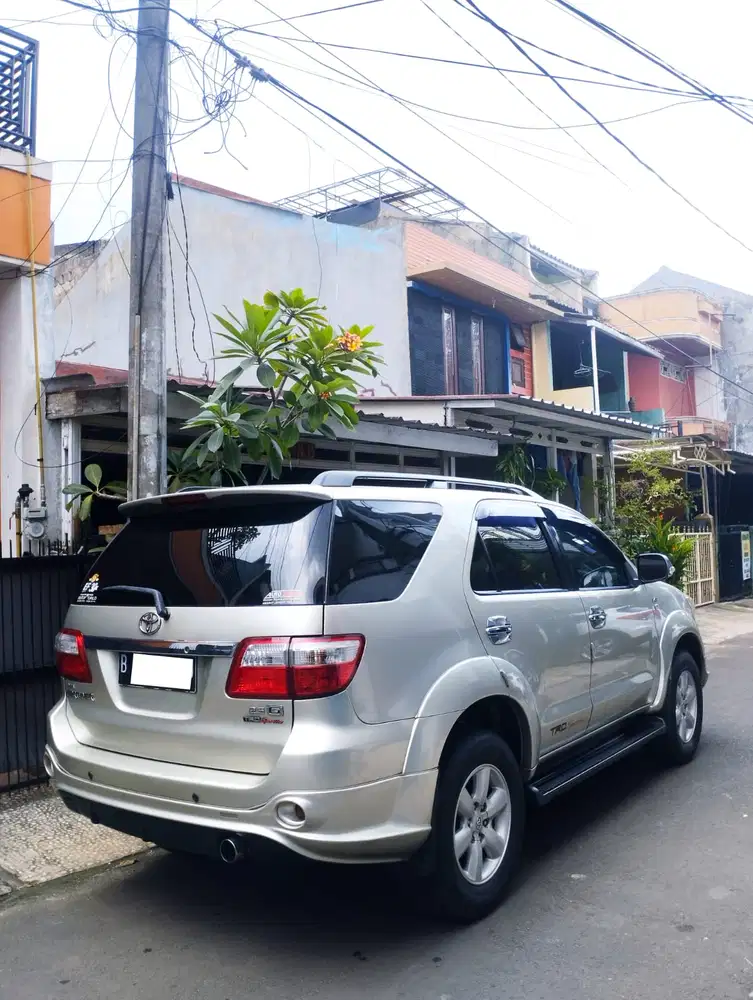 Toyota Fortuner 2011 Diesel