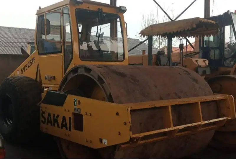 Dijual Vibro / Compactor Sakai SV525TF tahun 2018