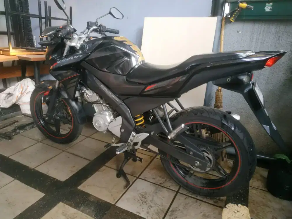 Yamaha Vixion 2014 Mulus Surat Lengkap Pajak Aktif