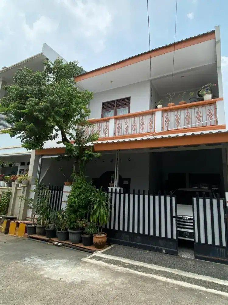 Disewa rumah siap huni semi furnished 2 lantai