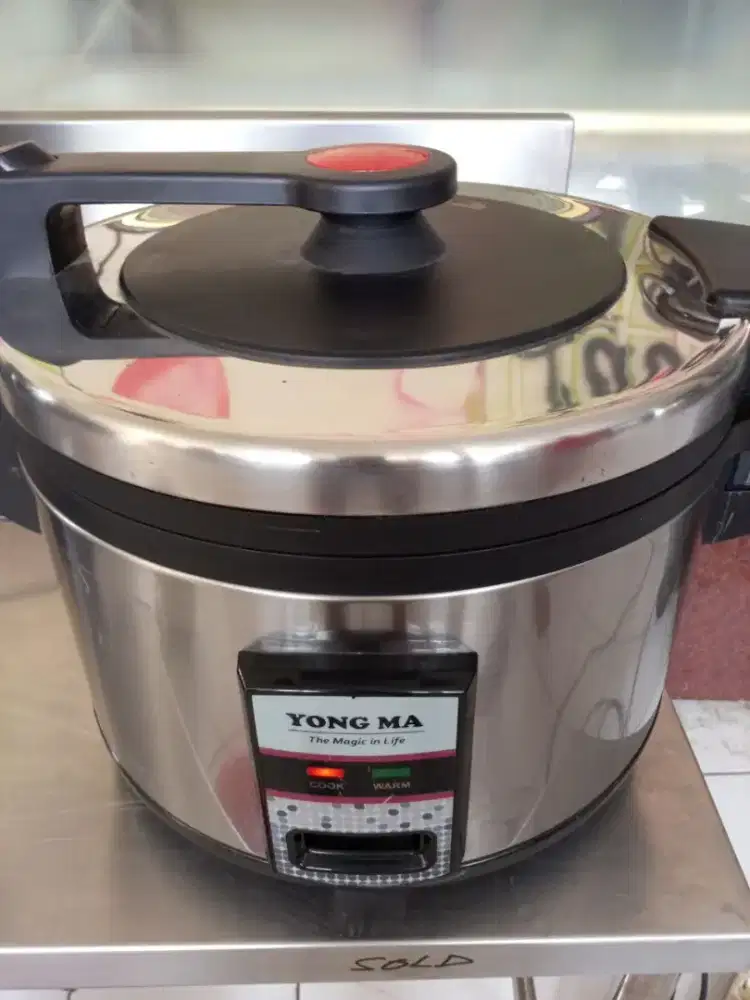 Yong ma magicom/rice cooker