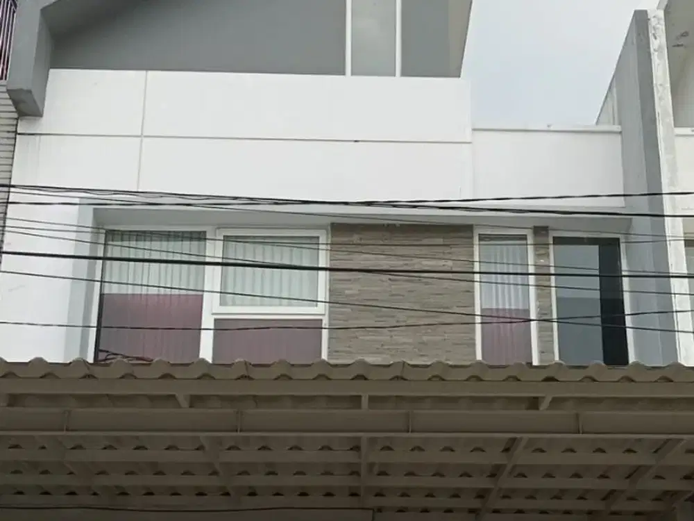 Rumah Hadap Timur 10 menit ke Mall Kelapa Gading 3 Siap KPR J-32399