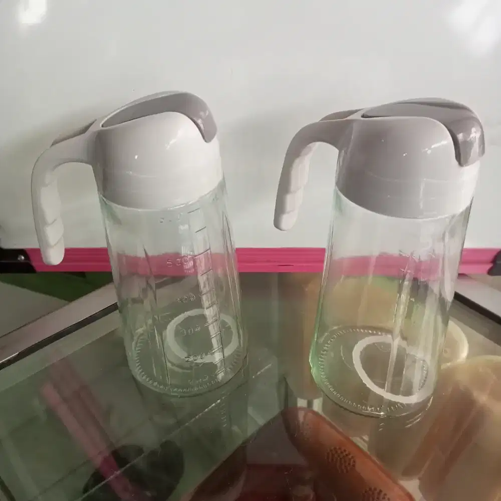 Botol minyak kaca otomatis 630ml