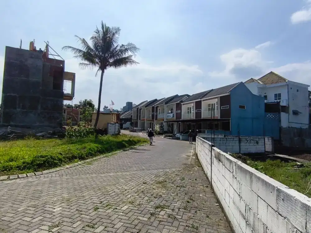 Villa Siap Huni Dekat Taman Rekereasi Kota Batu Malang