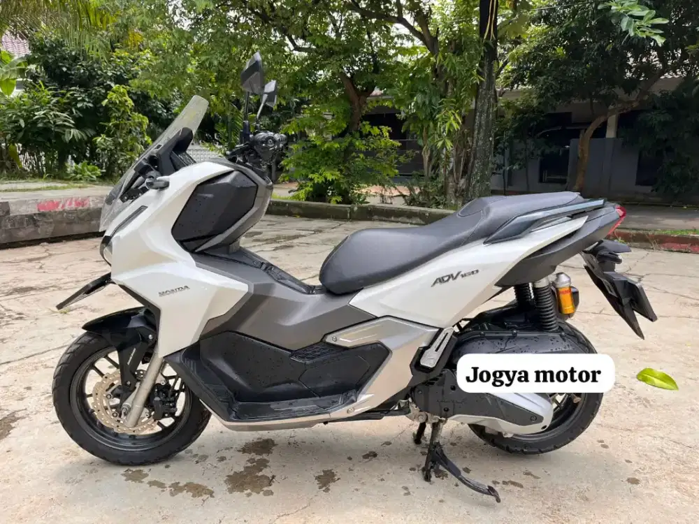 Honda adv 160 cbs tahun 2024 km 8 ribu