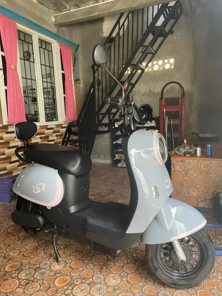 Sepeda Listrik Yolo