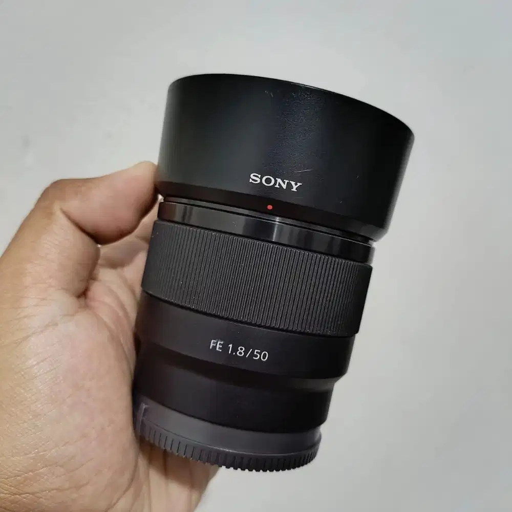 SONY FE 50mm f1.8 Lensa Full Frame