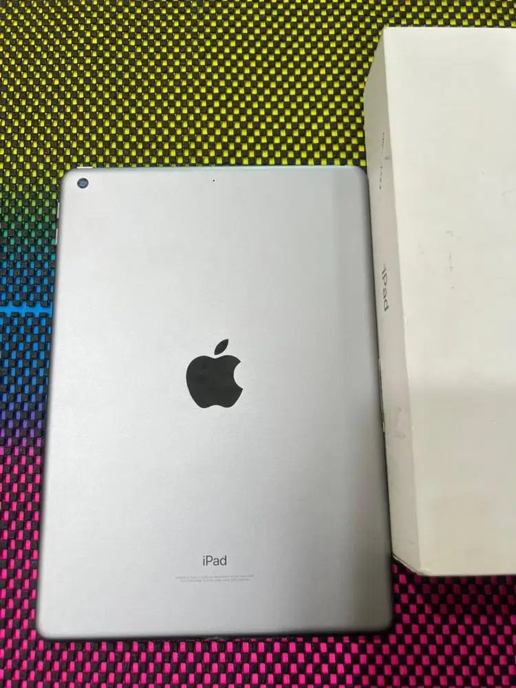 iPad Gen 6 128GB – Layar Lebar, Penyimpanan Lega!