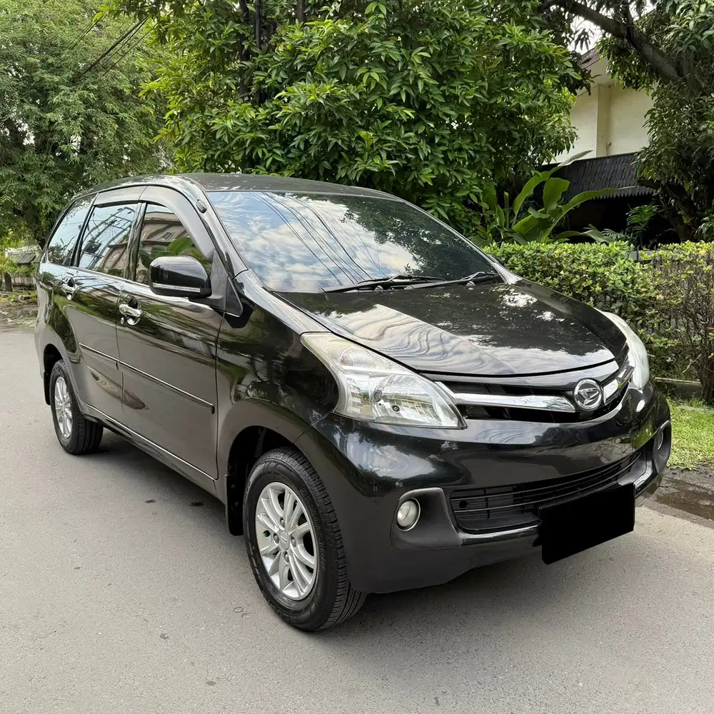 (DP15JT) DAIHATSU XENIA 1.3 R DELUXE MT 2012