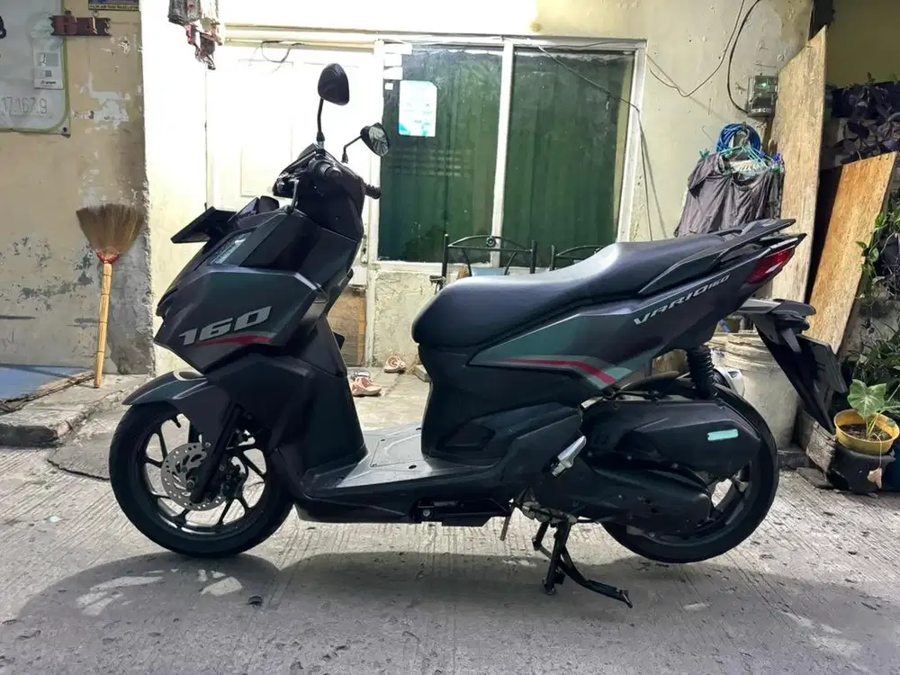 Honda Vario 160 thun 2022 pajak panjang mesin halus jozz siap gas gan.