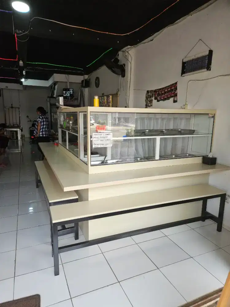 Oper sewa berikut usaha prasmanan