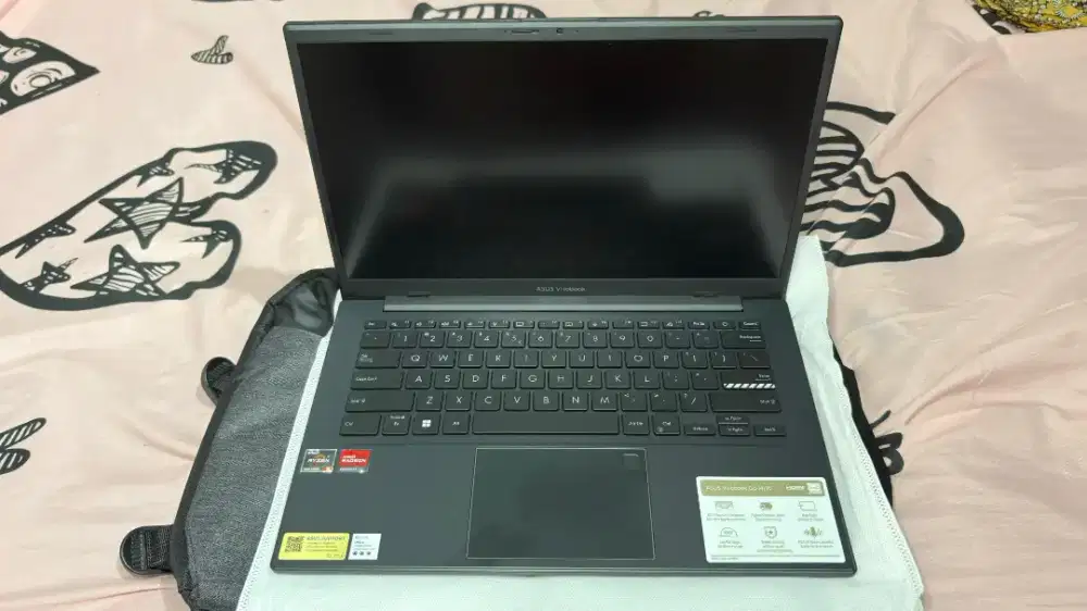 ASUS VIVOBOOK GO 14 ( Nego) Lengkap semua sama dus nya