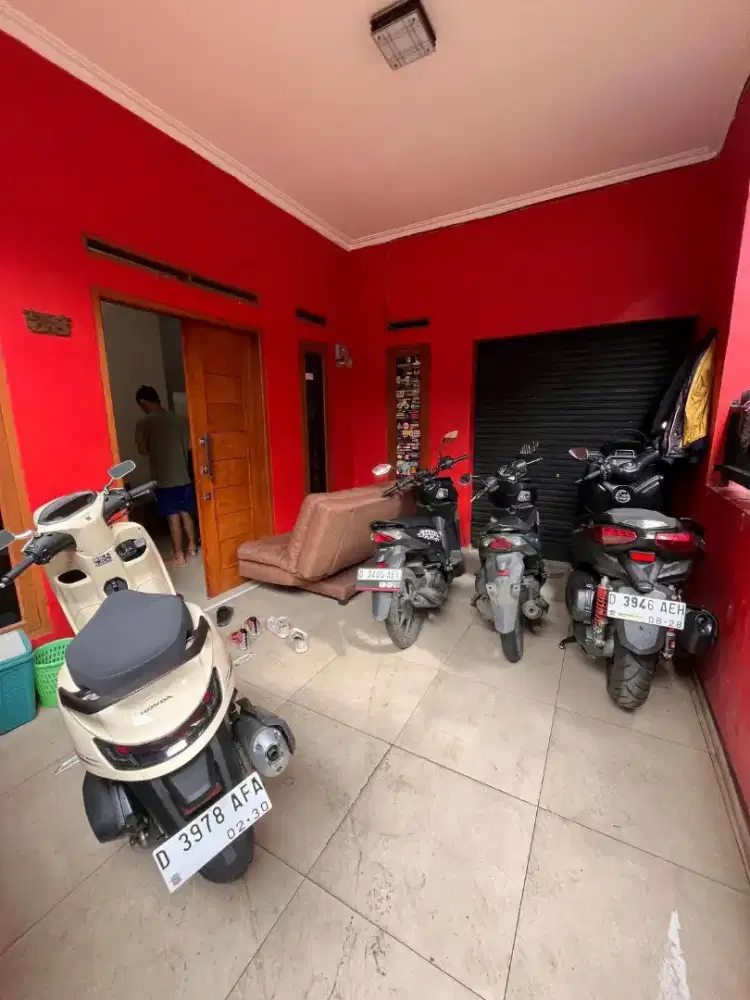 Dijual Kost Aktif 18 Kamar dan Rumah Tinggal daerah Lengkong Bandung