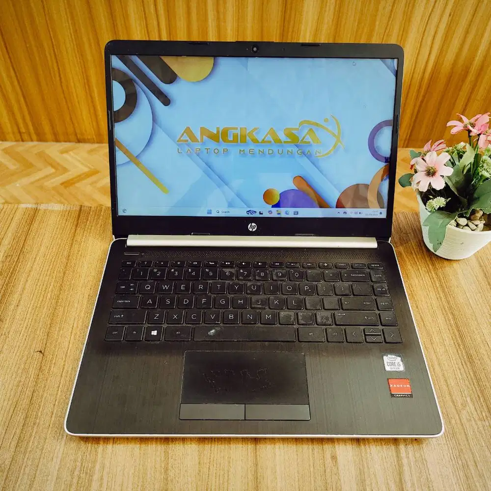 Laptop HP 14S CF2005TX Harga Rp.4.400.000,-