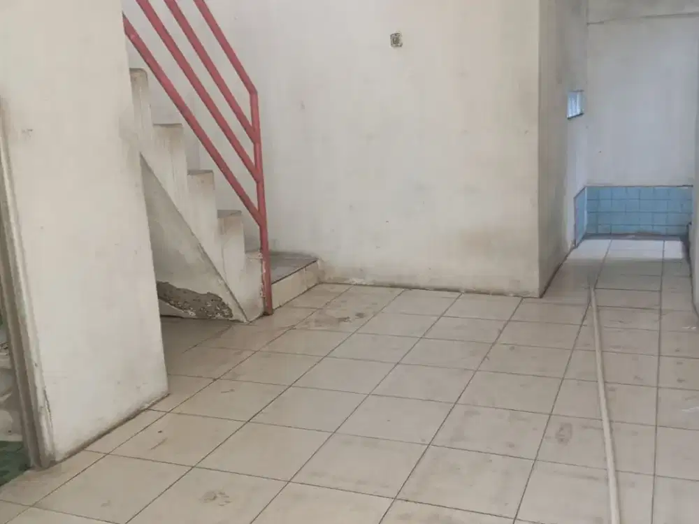 Disewakan 2 Ruko Gandeng 2 Lantai di Raya Cilincing