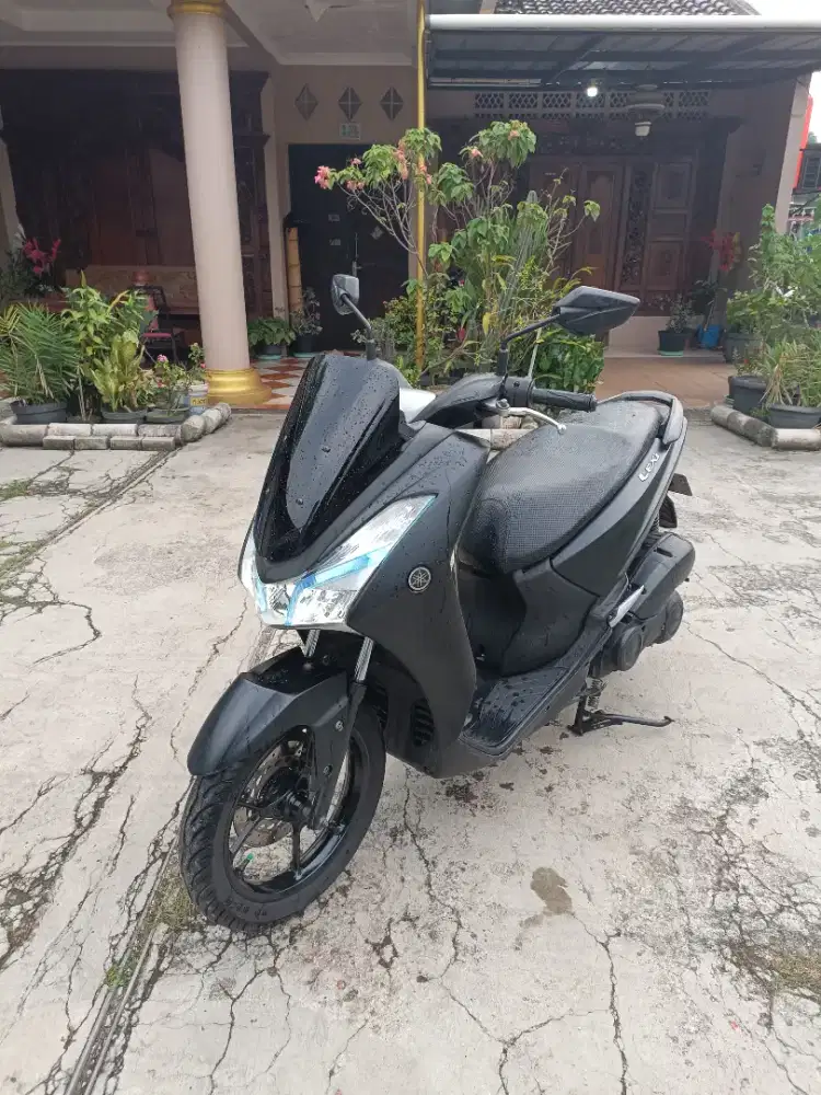 DIJUAL Yamaha Lexi 125cc 2018 Mulus