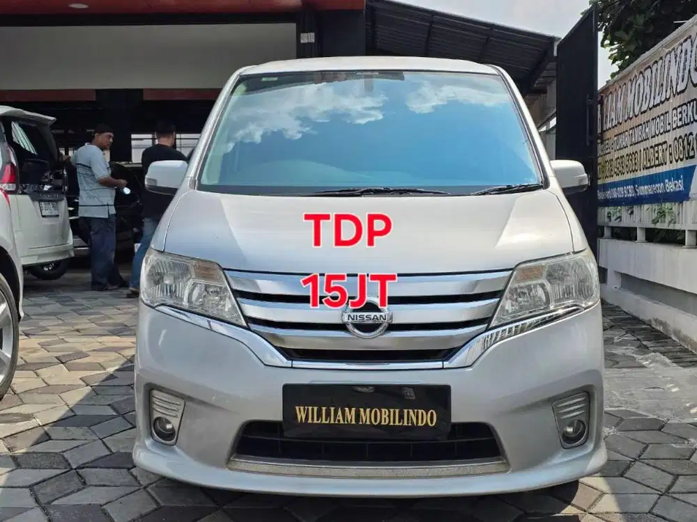 Nissan Serena HWS Matic Tahun 2013 Kondisi Mulus Terawat Istimewa