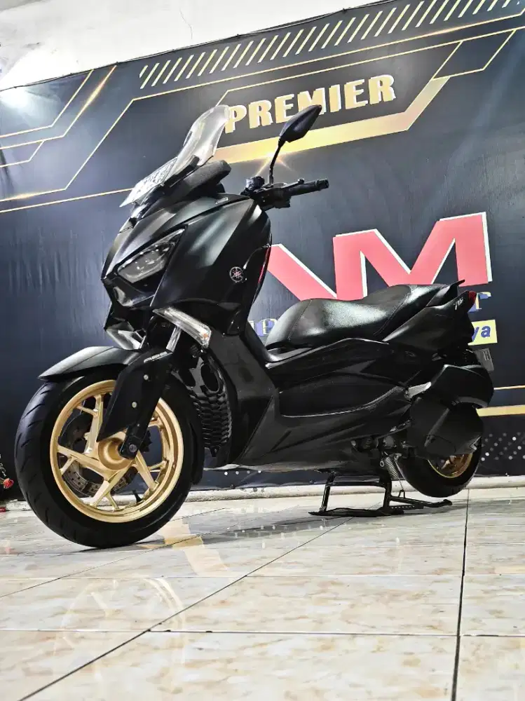 XMAX ABS 250cc Black Matte low km dp hanya 5jt. Anugerah motor rungkut