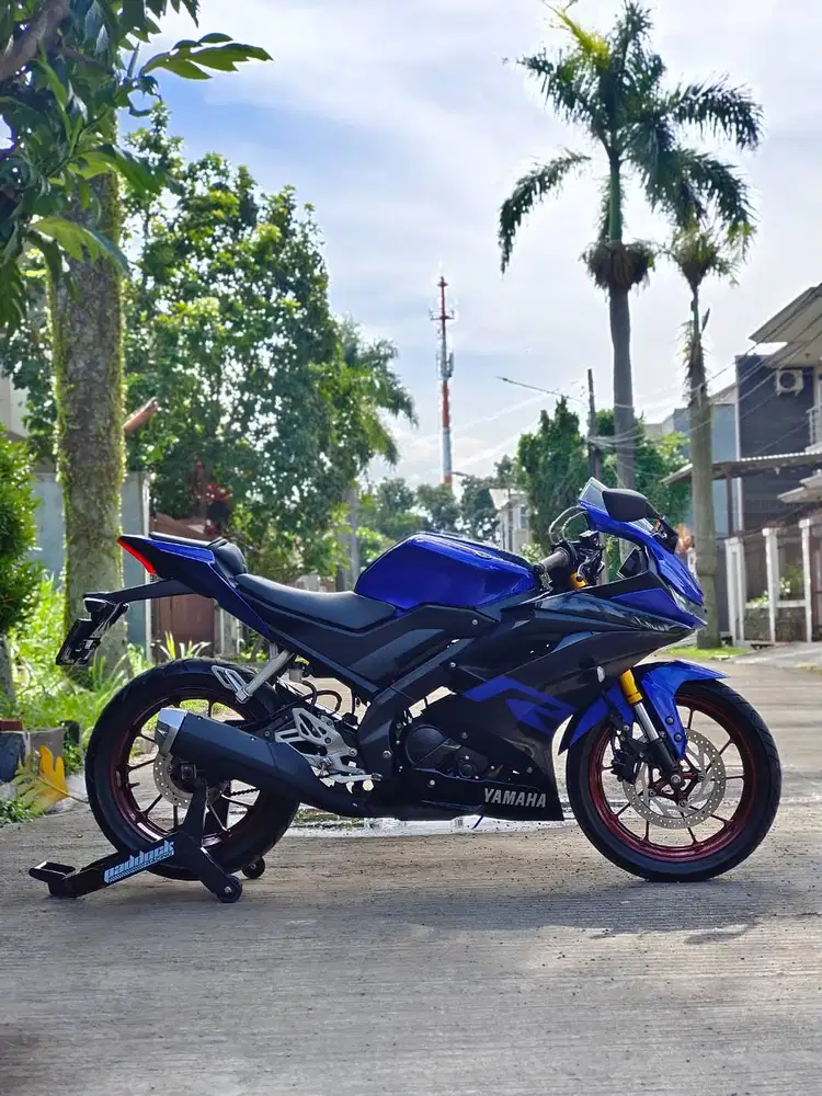YAMAHA R15 V3 BLUE RACE 2019 KM RENDAH SIAP NGEBUT