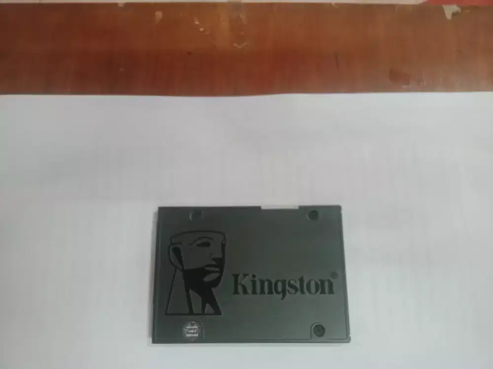 SSD KINGSTON 240GB SATA.Good condition