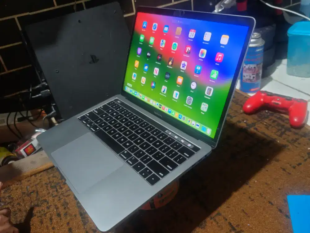 Macbook Pro 2019 Touchbar 16/256 Normal Siap Pakai