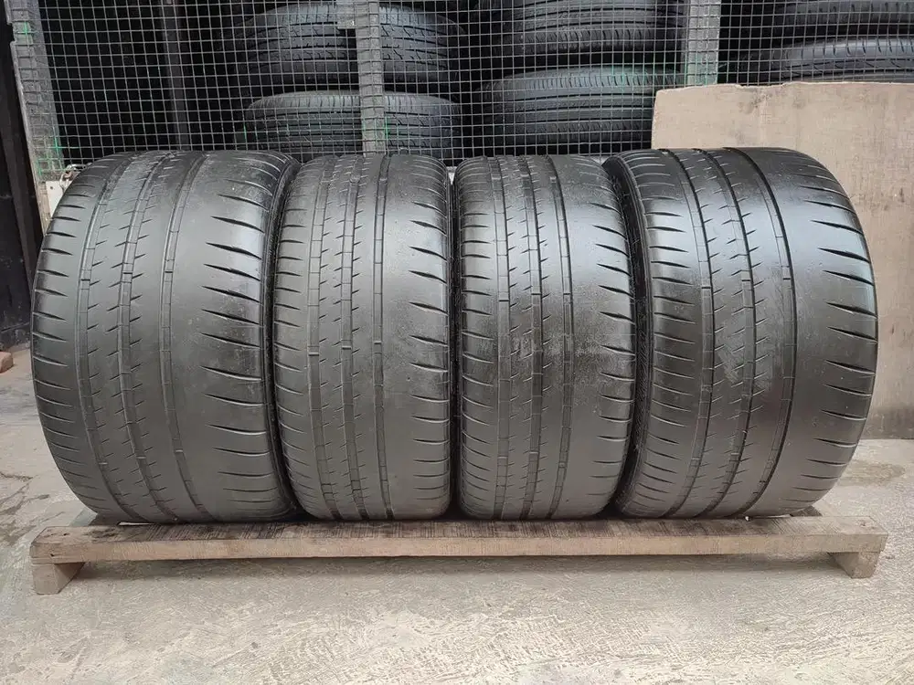 Ban bekas 245/35 R20 & 305/30 R20 Michelin Pilot super Cup