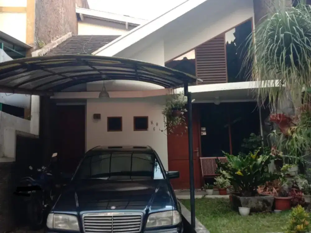 Dijual Rumah di SETRADUTA CEMARA