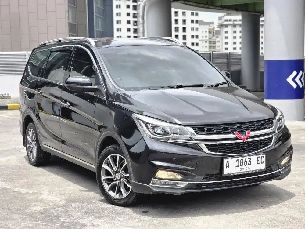 Wuling Cortez Lux+ 2020 Hitam