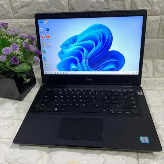 Dell Latitude 3400 i5 VGA Nvidia GeForce MX130 MX120 DL-RTV