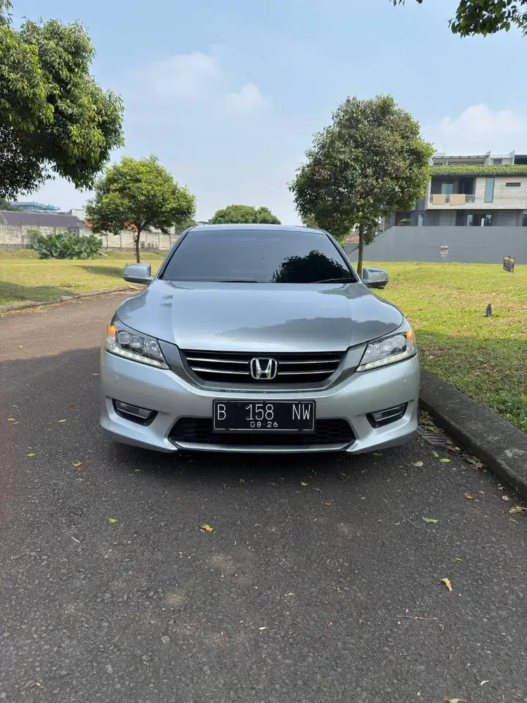 HONDA ACCORD VTI-L 2014 Silver 2015 Honda Accord 2013 Jual Ccepet Bu
