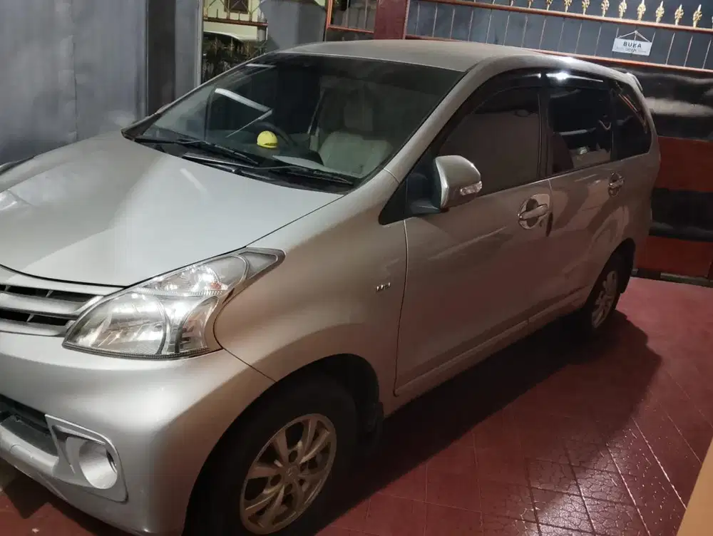 Toyota Avanza 2012 Bensin