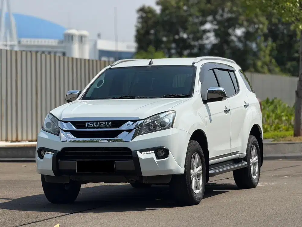 ISUZU MUX 2.5 AT PREMIERE DIESEL 2016/2017 MU-X
