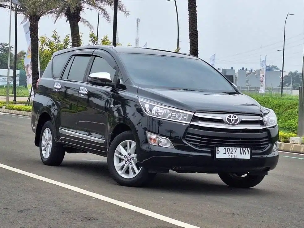An perorangan Km Low Kijang Innova Reborn 2.0 G At Bensin Matic 2017