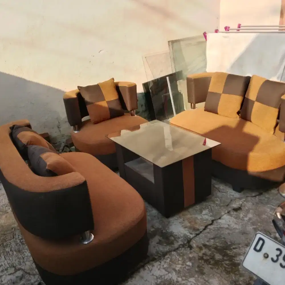 Kursi bekas masih bagus