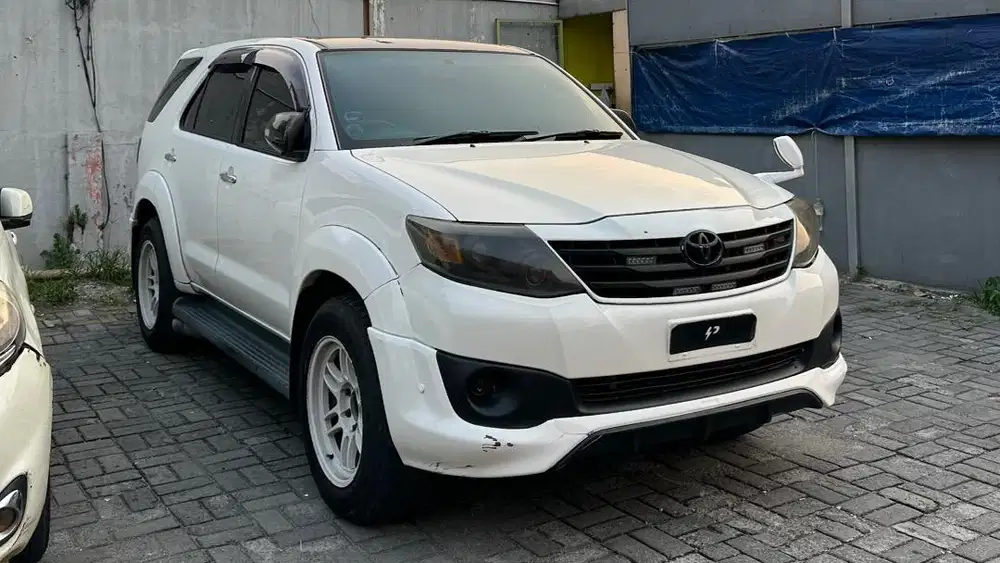 Toyota Fortuner 2011 Diesel
