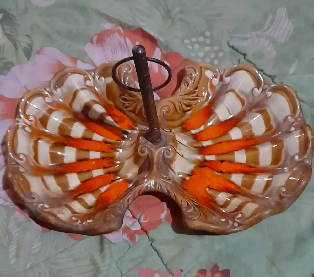 Tempat permen keramik kerang vintage