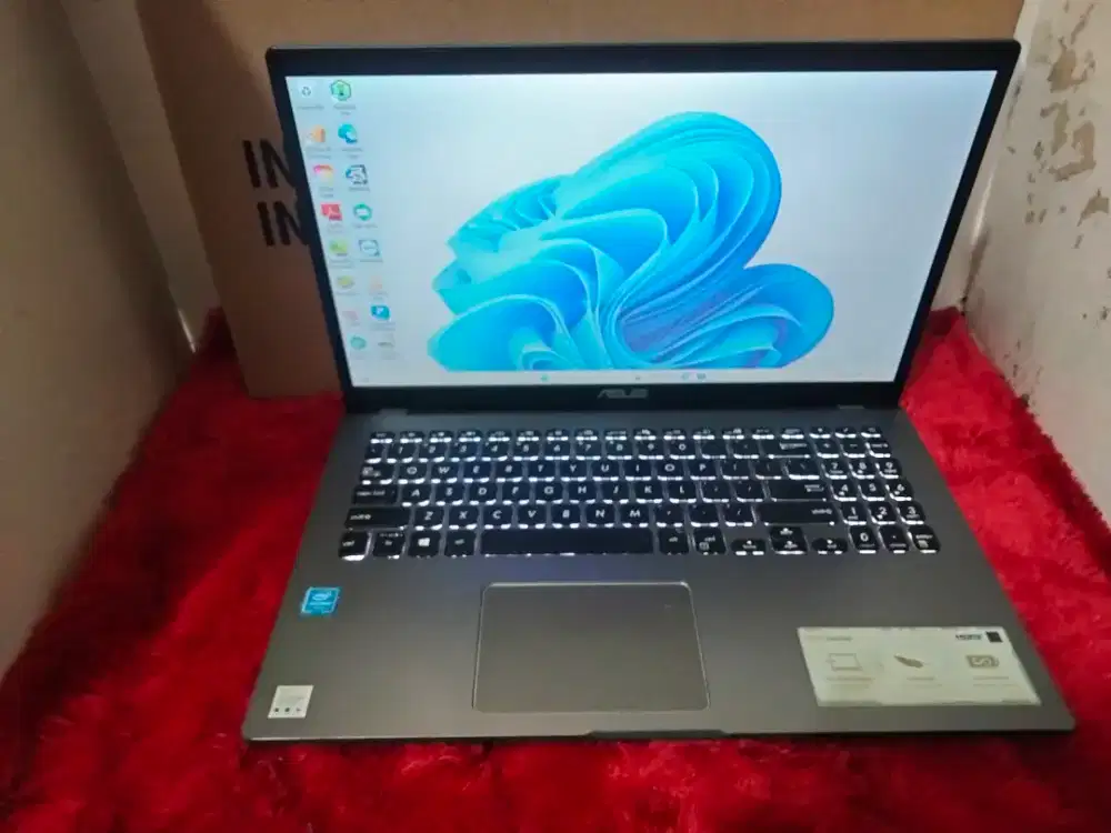 Asus x509MA/INTEL N4020/ram8gb/ssd 256gb/KB BACKLIT/layar FHD MANTAP