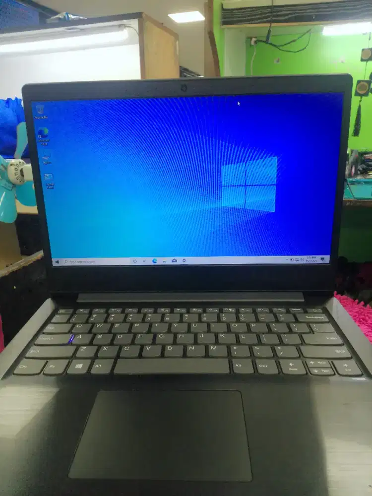 lenovo AMD A9 - 9425RADEON R5