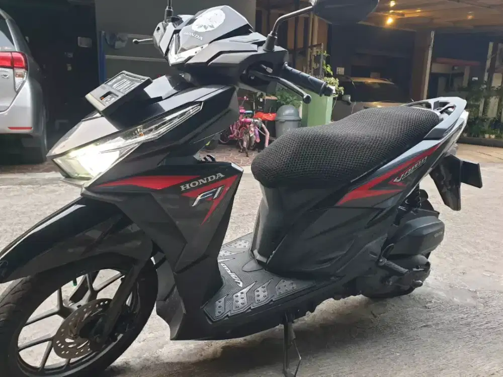 Dijual motor vario125 thn 2015