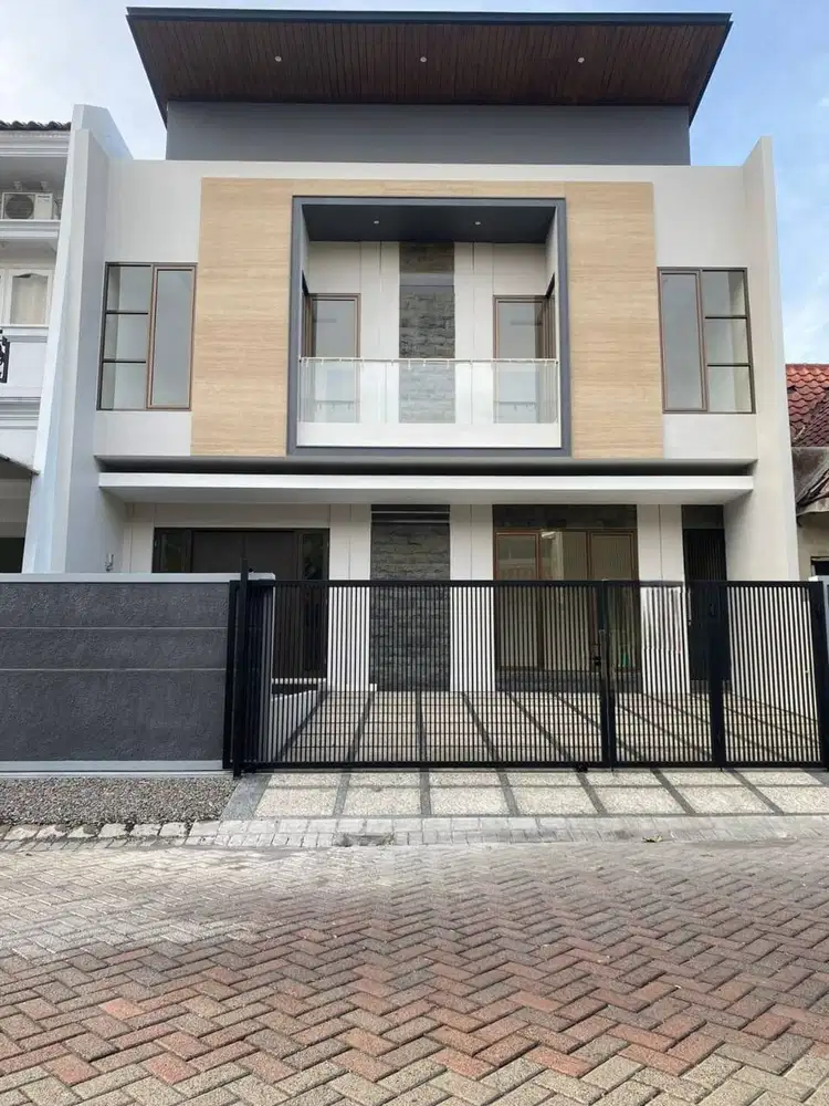 Citraland International Village Surabaya 2 Lantai Bagus Siap Huni